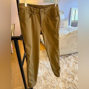 Lululemon ABC Slim-Fit 5 Pocket Pant 30L
*Warpstreme
Artifact
Size 29